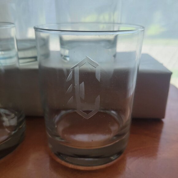 Set Of 4 Etched Clear Whiskey Glasses With Fish & Letter C Design - Picture 3 of 6